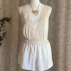 Flora Nikrooz Ivory Lace White Romper Sleeveless Boho Romantic Coquette Size S